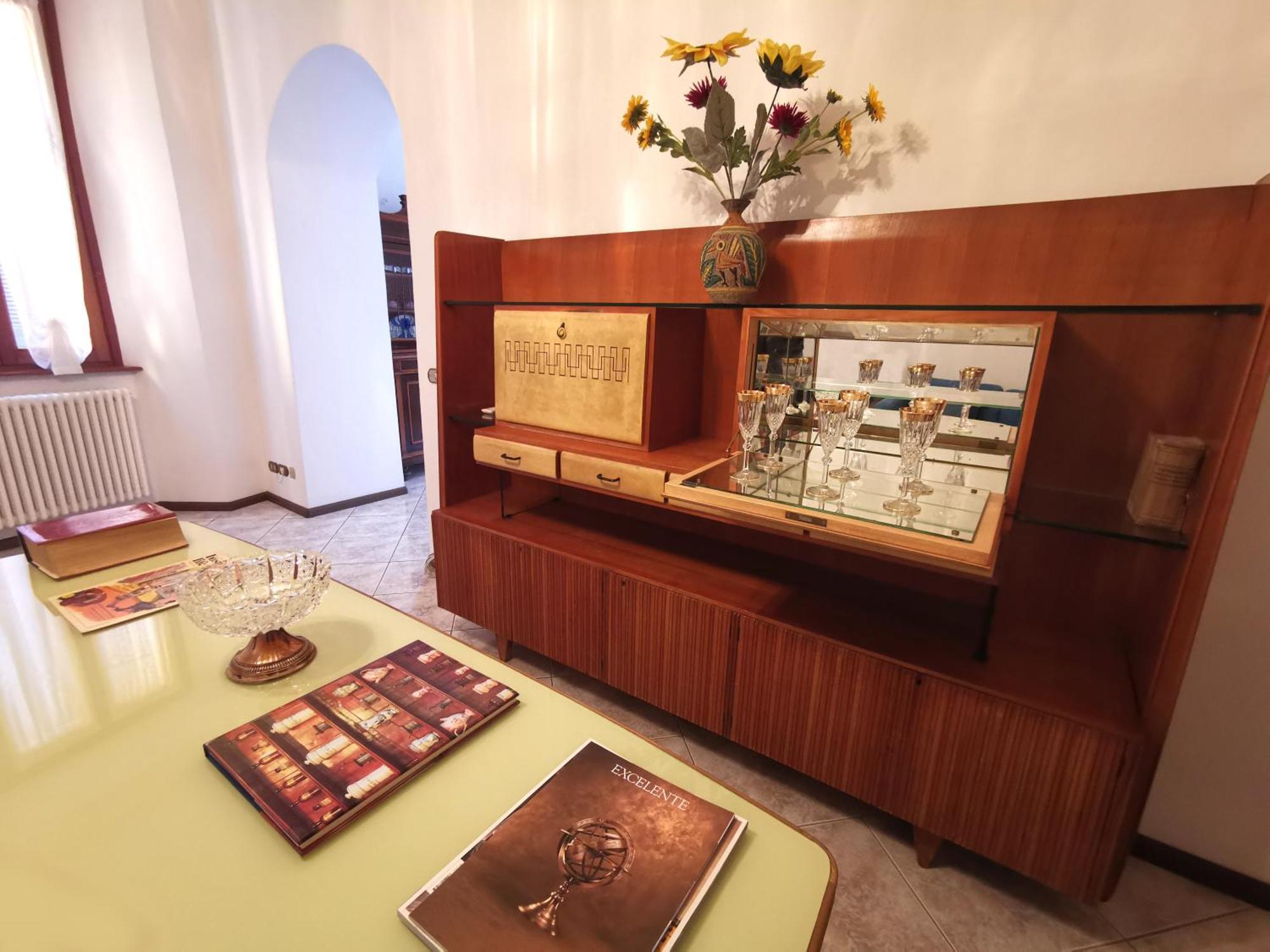 グラヴェドーナElegant Historic Large House On Lake Comoアパートメント 部屋 写真